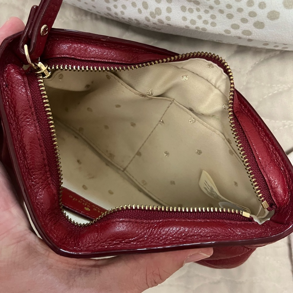 Kate Spade red large wristlet - Picture 4 of 4